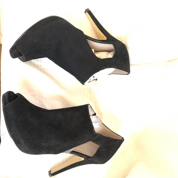 Nine West Phantom black suede peep-toe stiletto booties 8.5 - Picture 8 of 15